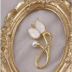 ブローチ コサージュ ママコーデ パール お花 モクレン上品 卒業式 入学式