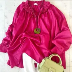 美品 ボールジィ トゥモローランド ハイカウントサテン フリルネックブラウス