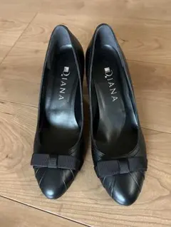 ダイアナ　DAIANA ブラックパンプス リボン付き 冠婚葬祭にも　22センチ