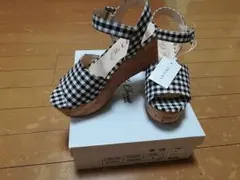 サンダルのサムネイル