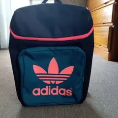 アディダス　リュックサック