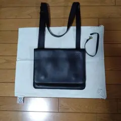 メッセンジャーバッグ サコッシュ ガセットフラット LOEWE ロエベ 黒 