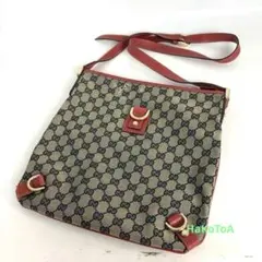 Item thumbnail for item d09a81d9-9d45-4cef-bee6-d888202ffd5c