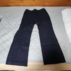 GU フレアデニムパンツのサムネイル