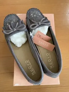 NUOVO グレー系モカシン フリンジ ホットフィックス装飾のサムネイル