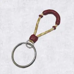 豚革レザーループ　キーホルダー キーリング　　ベージュ×赤茶