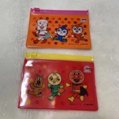 アンパンマン　ドキンちゃん　クリアケース　小物入れ　カード入れ　クリアポーチ