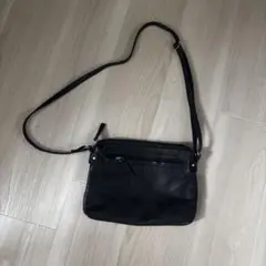 Greed レザーバッグ　シンプル ブラック ショルダーバッグ　本革　美品のサムネイル