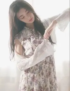 SNIDEL スナイデル クロップドフリルカーディガン アイボリー