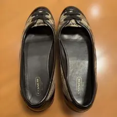 COACH フラットシューズ ベージュ/ブラック