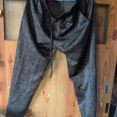 ダークグレー ジャージパンツ