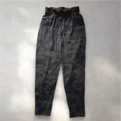 美品lululemonルルレモン ヨガパンツ フレア M/6サイズ グレー - メルカリ