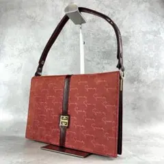 GIVENCHY ジバンシィ　赤いロゴ入りショルダーバッグ