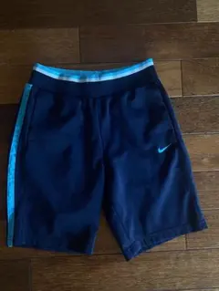 Nike 半ズボン Sサイズ ネイビー/青 128-140サイズ