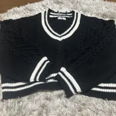 INGNI ブラック ホワイト Vネックニット M