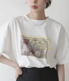 LIAN フラワーフォトロゴTシャツのサムネイル