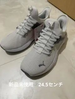 PUMA SOFTRIDE スニーカー ホワイトのサムネイル