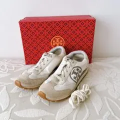 トリーバーチ ビックロゴ　スニーカー アイボリー×ホワイト純正紐新品 size7のサムネイル