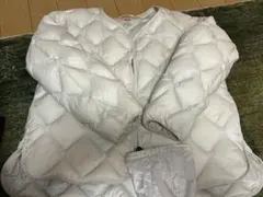 週末価格 ユニクロ ウルトラライトダウンリラックスジャケット オフホワイト L