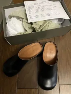 anuke アンヌーク　エコレザーヒールスリッポンのサムネイル