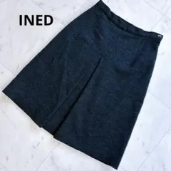 ✨️INED✨️イネド ダークグレー ひざ丈スカート フロントスリットのサムネイル