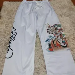 Item thumbnail for item c1e785c7-f321-4e57-8955-8177c32387e3