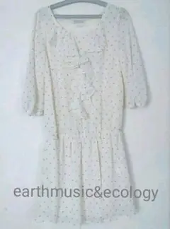 earth music&ecology 新品 小花柄フリルワンピース