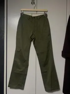 BEAMS チノパン　カーキ　パンツ