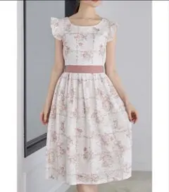 木花様専用 試着のみ美品tocco 花柄ワンピースフリルシャツ