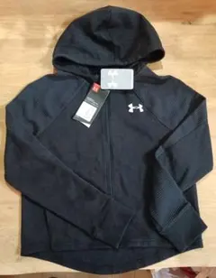 新品　Under Armour ブラック ジップアップパーカー