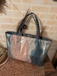 Item thumbnail for item 0001cb2d-58c1-4173-a617-0d1dcc0b3921