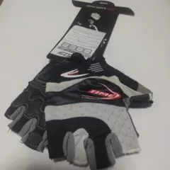 Item thumbnail for item 32c4521d-38b6-4399-95e7-7d6048305e8d