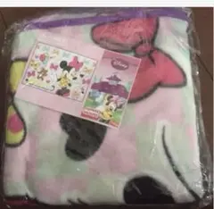 Item thumbnail for item b7a36f01-0d8b-46e5-ba53-aca457845ed8