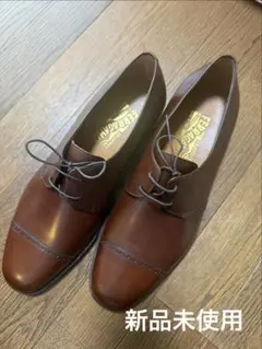 【新品】Salvatore Ferragamo ドレスシューズ 9 1/2 2Eのサムネイル