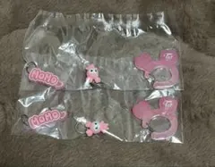 TWICE LOVELYS アクリルカラビナフロッキーマスコット　モモ　2点