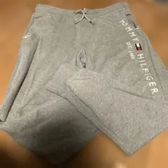 TOMMY HILFIGER グレー ジョガーパンツ