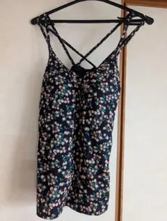 UNIQLO　花柄 ネイビー キャミソール クロスストラップ