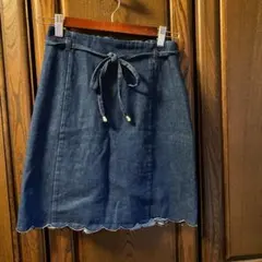 スカラップのデニムミニスカート