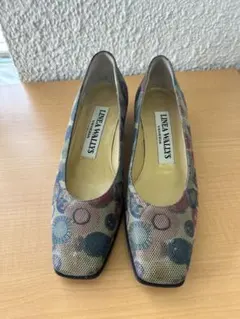 Item thumbnail for item 62f49f5e-e723-4235-bb73-dc52d4504e70