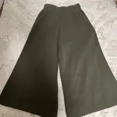 オリーブグリーン ガウチョパンツ