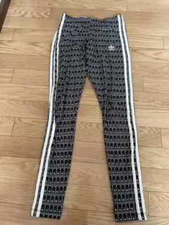 アディダス  ヨガ　スポーツウエア