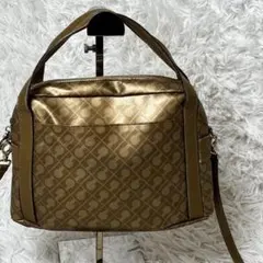 ゲラルディーニゴールドソフティショルダーバッグ