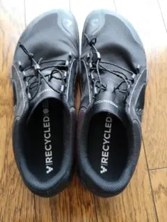 美品】VIVOBAREFOOT スニーカー ブラック　プライマストレイルⅡ　FGのサムネイル