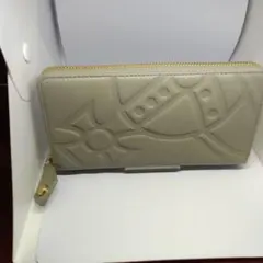 311LGREY最終値下げ！ヴィヴィアンウエストウッド長財布 アウトレット品