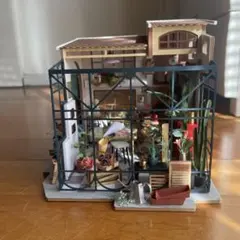 Item thumbnail for item 73c4a15d-f86b-45a0-b7ff-64bda04882bd