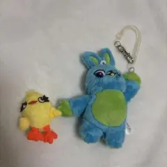 ディズニー　ダッキー＆バニー　ぬいぐるみチャーム