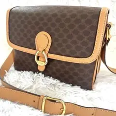 【美品】CELINEセリーヌ　ショルダーバッグ　マカダム柄　ブラウンのサムネイル