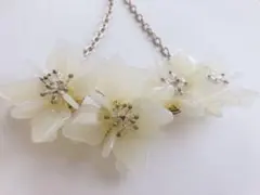 Item thumbnail for item 13369546-0cf4-4345-8929-19a6e90fa5c9