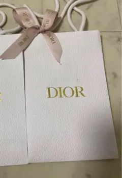 【美品】DIOR 紙袋 縦長　リボン付　プレゼント