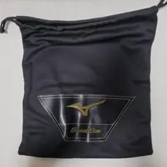 Item thumbnail for item 747c3e9b-1e2f-4256-b5c1-6ec6c08dd40a